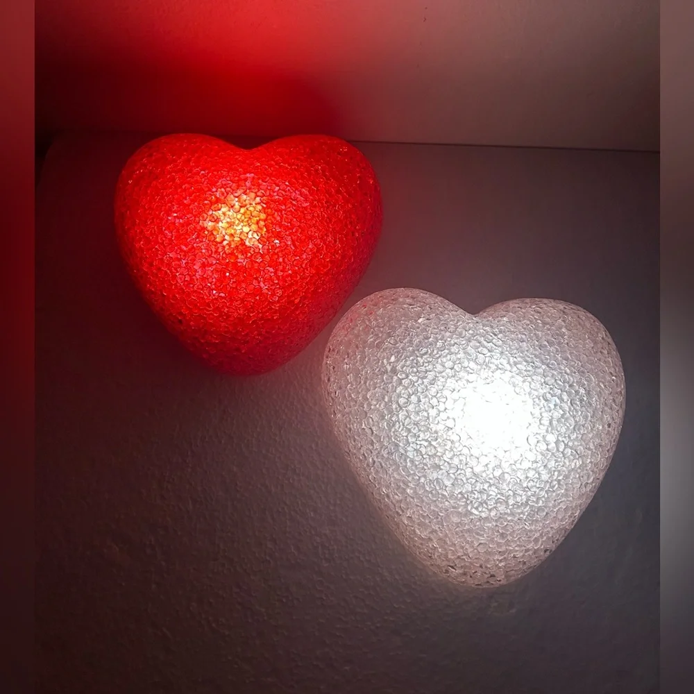 Avon NOS VTG '2001' S/2 Tap Lights w/Cover (Red and Pink rubber pellet hearts)